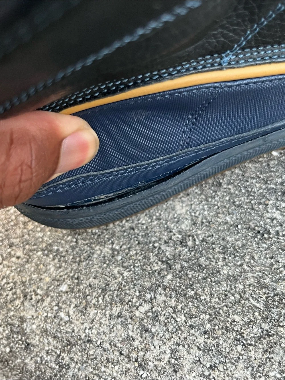 Nike Men's Navy and Tan Outdoor Lace-Up Boots